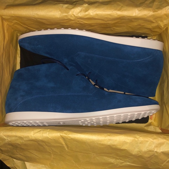 Tod’s Men’s Blue Suede Ankle boots size US 10 main image 4
